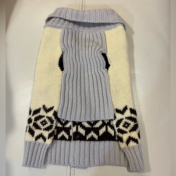 Dog Sweater - Picture 2 of 6